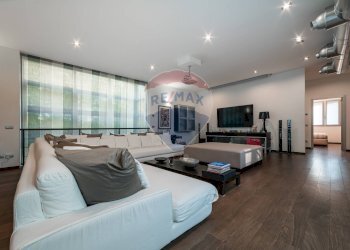 \nFoto 4\n - Villa Via Giuseppe Verdi
 
2, Trezzano sul Naviglio - photo 4