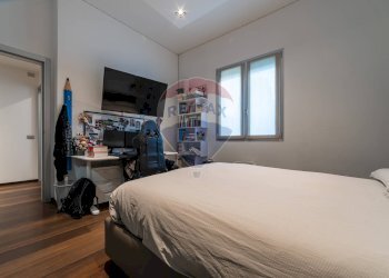 \nFoto 15\n - Villa Via Giuseppe Verdi
 
2, Trezzano sul Naviglio - photo 15