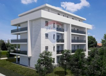 Edificio all\'aperto - Quadrilocale Via Cristoforo Colombo, Cesano Maderno - foto 1