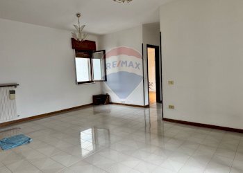 Stanza vuota - Quadrilocale Corso Umberto I Parco Sant'Angelo
 
Snc, Carinola - foto 6