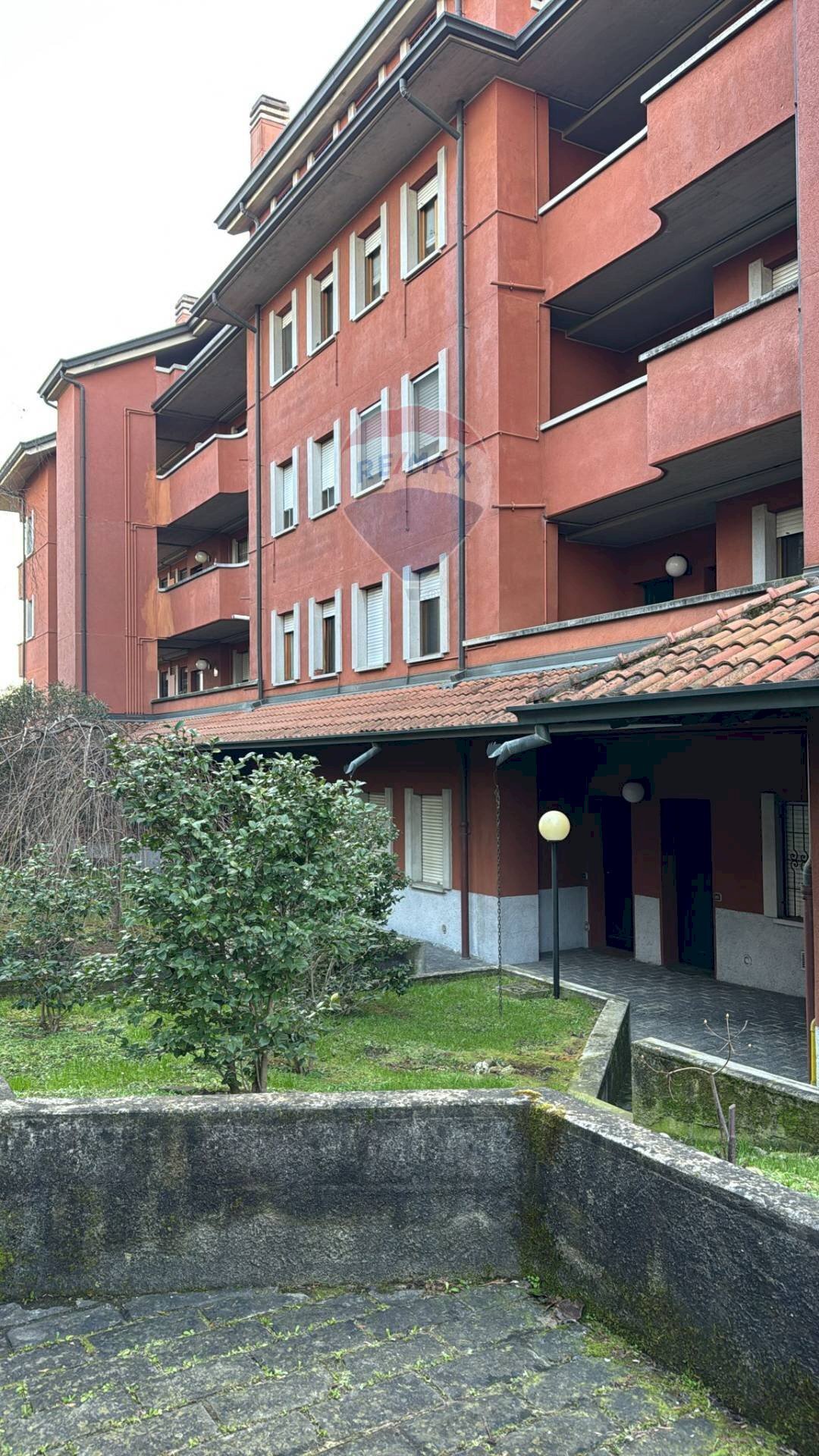 Edificio all\'aperto - Monolocale Via San Martino
 
67, Rho - foto 1