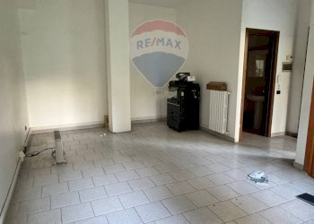 Stanza vuota - Monolocale Via San Martino
 
67, Rho - foto 8