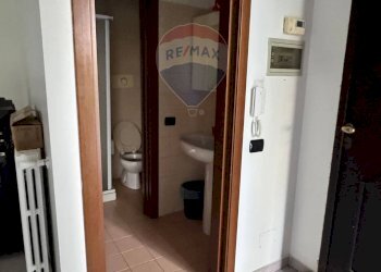 Hall / corridoio - Monolocale Via San Martino
 
67, Rho - foto 9