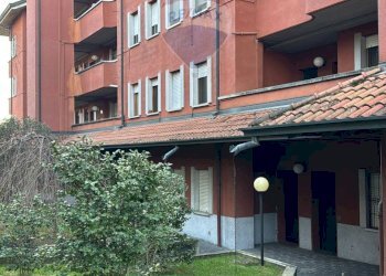 Edificio all\'aperto - Monolocale Via San Martino
 
67, Rho - foto 12