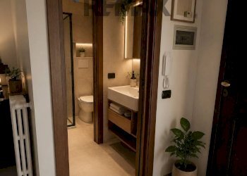 Hall / corridoio - One-room apartment Via San Martino
 
67, Rho - photo 6