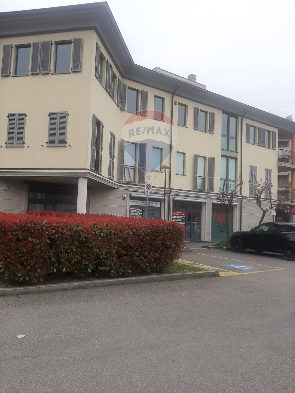 Edificio all\'aperto - Ufficio Viale delle Rimembranze
 
21/13, Lainate - foto 1