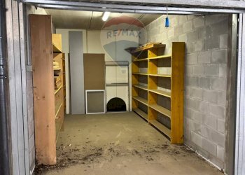 Dispensa di stoccaggio - Ufficio Viale delle Rimembranze
 
21/13, Lainate - foto 16