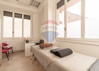 \nFoto 2\n - Negozio Via Roma
 
61, Rovellasca - foto 2