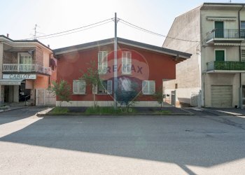 \nFoto 2\n - Appartamento Marche
 
10, Cesano Maderno - foto 2