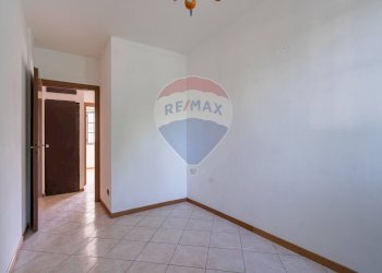 \nFoto 5\n - Appartamento Marche
 
10, Cesano Maderno - foto 5