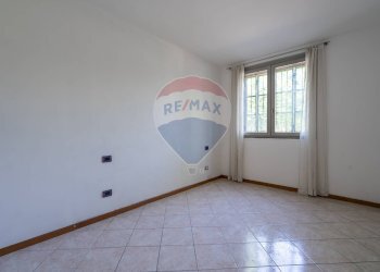 \nFoto 7\n - Appartamento Marche
 
10, Cesano Maderno - foto 7