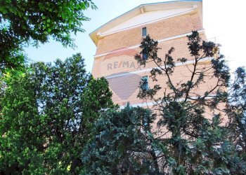 Edificio all\'aperto - Quadrilocale Via Alessandro Tonso
 
92, Alessandria - foto 19