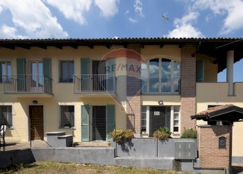 Casa all\'aperto - Casa semi indipendente via roma
 
30, Baldissero d'Alba - foto 4