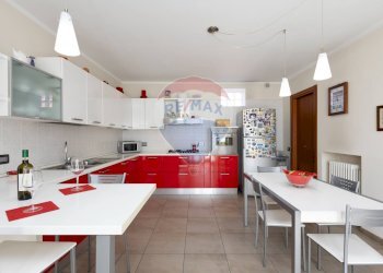 Cucina - Casa semi indipendente via roma
 
30, Baldissero d'Alba - foto 16