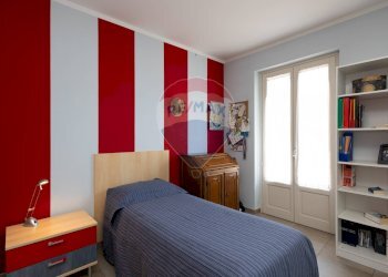Camera / camera da letto - Casa semi indipendente via roma
 
30, Baldissero d'Alba - foto 33