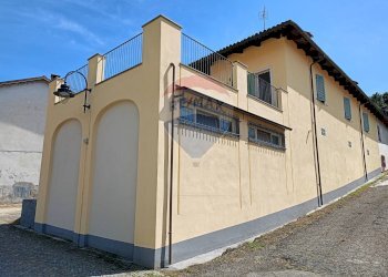 Casa all\'aperto - Casa semi indipendente via roma
 
30, Baldissero d'Alba - foto 46