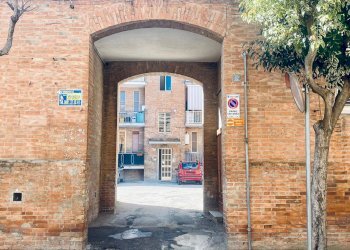 Foto 1 - Bilocale Via Roma
 
32, Lucera - foto 1