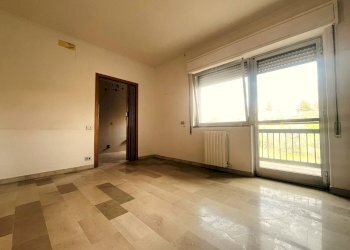 Foto 7 - Quadrilocale VIA LUCA DELLA ROBBIA
 
64, Lucera - foto 7