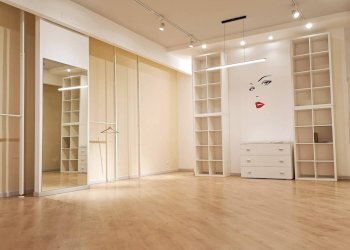 Foto 1 - Locale Commerciale VIA LUCA GAGGIOLI
 
SNC, Lucera - foto 1