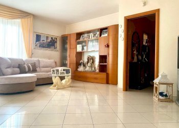 Foto 2 - Trilocale VIA NICOLA CAMPANILE
 
91, Lucera - foto 2