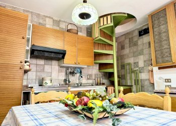 Foto 6 - Casa indipendente VIA FRANCESCO PETRARCA
 
12, Motta Montecorvino - foto 6