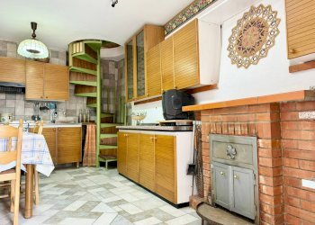 Foto 9 - Casa indipendente VIA FRANCESCO PETRARCA
 
12, Motta Montecorvino - foto 9