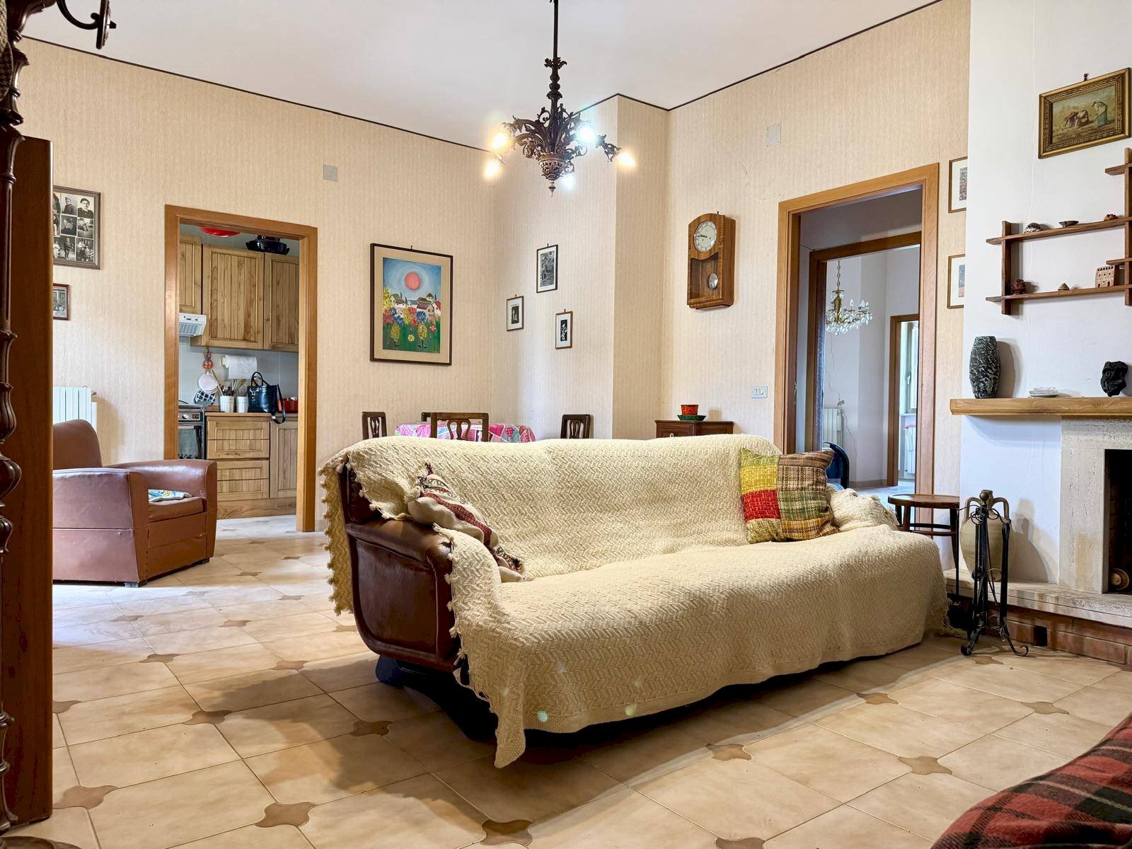 Foto 2 - Trilocale VIA ELENA
 
SNC, Castelluccio Valmaggiore - foto 2