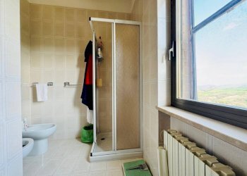 Foto 10 - Trilocale VIA ELENA
 
SNC, Castelluccio Valmaggiore - foto 10