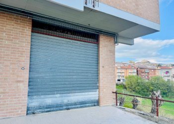 Foto 22 - Trilocale VIA ELENA
 
SNC, Castelluccio Valmaggiore - foto 22