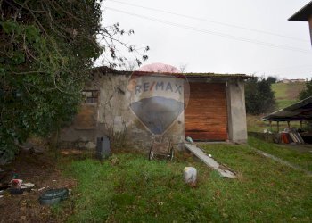 Esterno - Casa indipendente strada carnevala
 
4, Medesano - foto 4