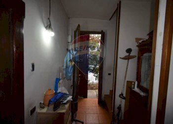 Ingresso - Casa indipendente strada carnevala
 
4, Medesano - foto 12