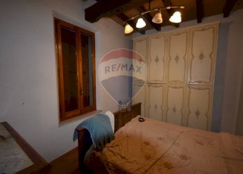 Camera - Casa indipendente strada carnevala
 
4, Medesano - foto 14