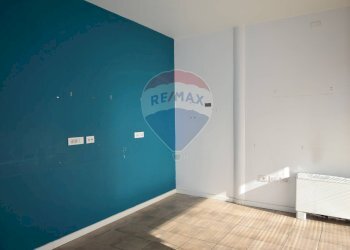 TERZA STANZA - Ufficio CORSO DELL'EGUAGLIANZA
 
4, Collecchio - foto 13