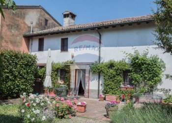 Casa all\'aperto - Independent house Frazione soltarico
 
10, Cavenago d'Adda - photo 1