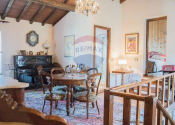 Sala da pranzo - Independent house Frazione soltarico
 
10, Cavenago d'Adda - photo 9