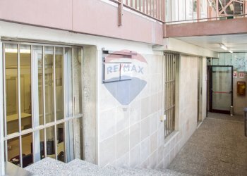 Edificio all\'aperto - Commercial Premises via Emilia bis
 
22, San Donato Milanese - photo 2