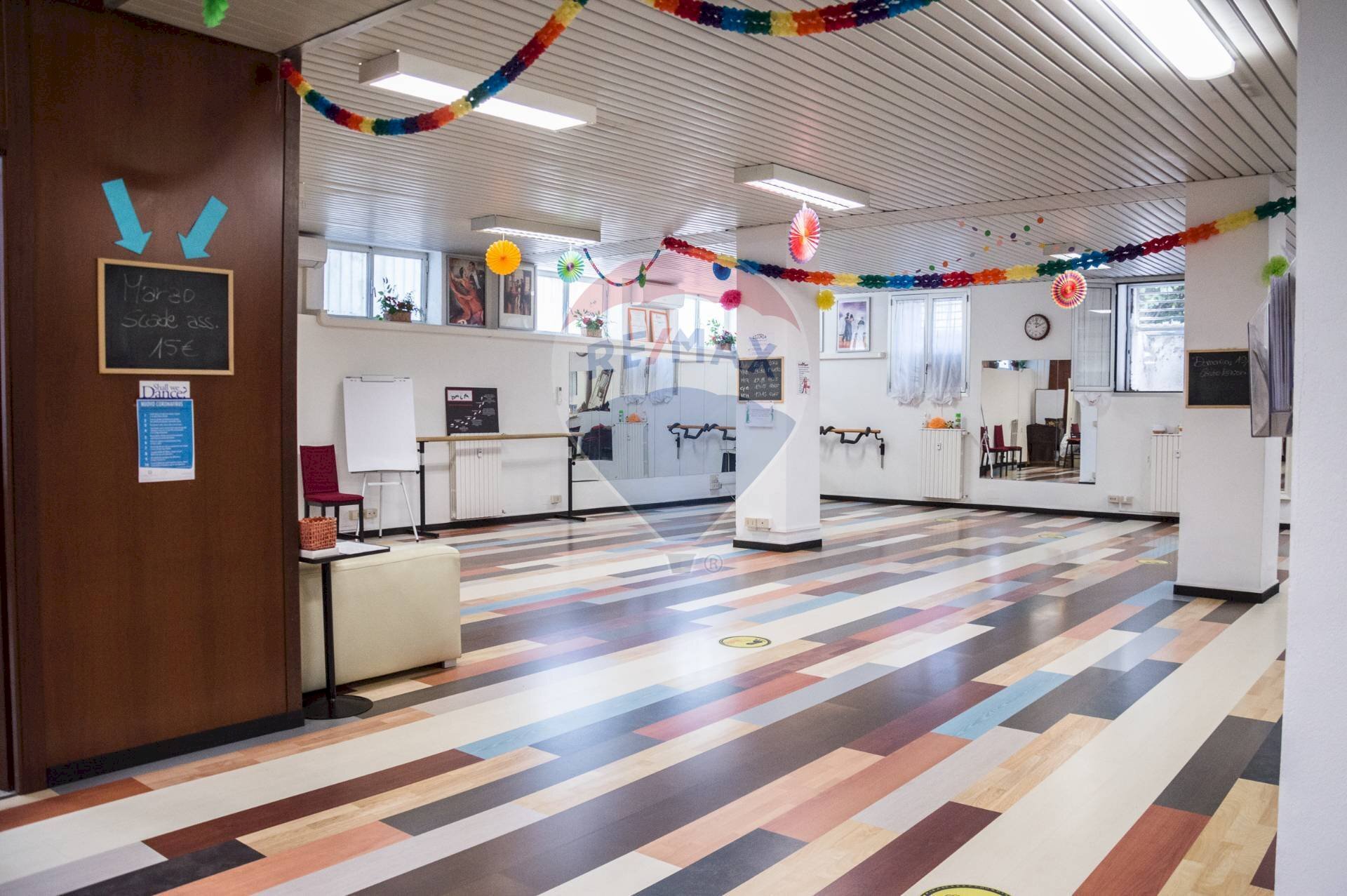 Palestra - Commercial Premises via Emilia bis
 
22, San Donato Milanese - photo 3