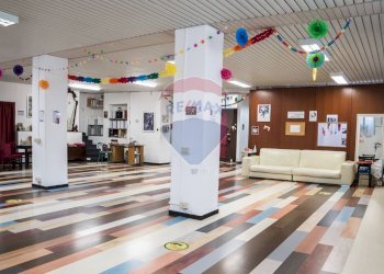 Ricezione / Lobby - Commercial Premises via Emilia bis
 
22, San Donato Milanese - photo 6