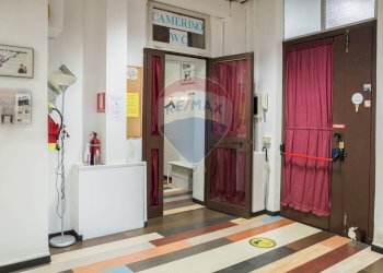 Ricezione / Lobby - Commercial Premises via Emilia bis
 
22, San Donato Milanese - photo 15