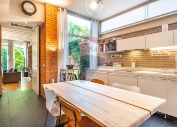 Sala da pranzo - Villa Via Maria Corti
 
4, Chiari - photo 31