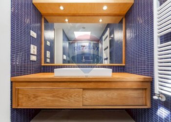 Bagno - Villa Via Maria Corti
 
4, Chiari - photo 68