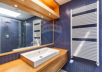 Bagno - Villa Via Maria Corti
 
4, Chiari - photo 69