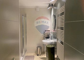 Bagno - Villa Via Maria Corti
 
4, Chiari - photo 74