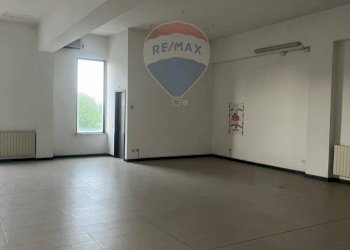 Stanza vuota - Commercial Premises Via Angelo Moro
 
121, San Donato Milanese - photo 2