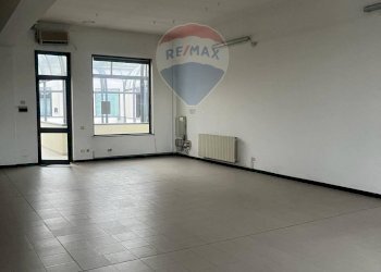 Stanza vuota - Commercial Premises Via Angelo Moro
 
121, San Donato Milanese - photo 4