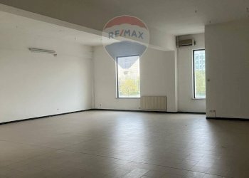 Stanza vuota - Commercial Premises Via Angelo Moro
 
121, San Donato Milanese - photo 7