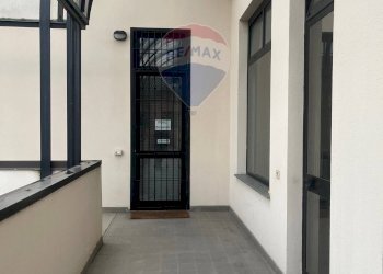Terrazza - Commercial Premises Via A. Moro
 
121, San Donato Milanese - photo 2