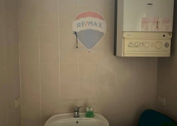 Bagno - Commercial Premises Via A. Moro
 
121, San Donato Milanese - photo 7