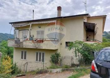 Casa all\'aperto - Villa Via Vardaro
 
snc, San Leucio del Sannio - foto 1