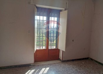 Stanza vuota - Casa indipendente via Padre Pio
 
356, Benevento - foto 9